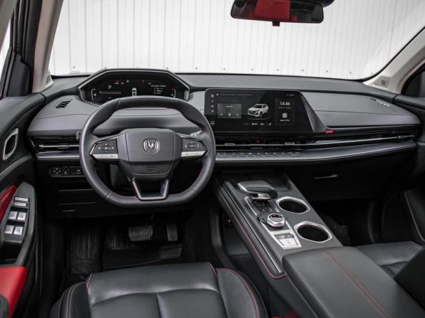 Changan UNI-S (CS55 Plus) с пробегом 2024 года, цена 2 375 000 рублей, 35446 км, внедорожник, Автокод Объявления