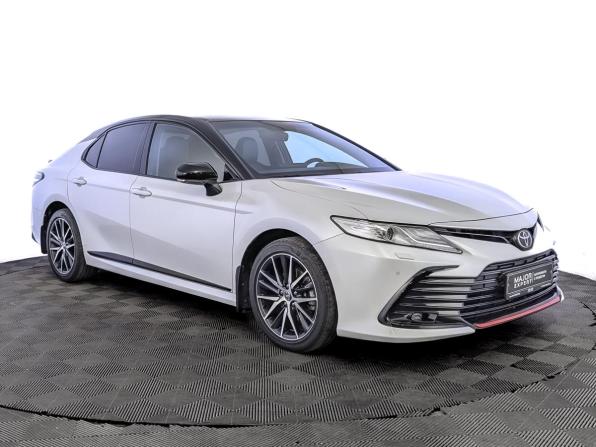 Toyota Camry VIII (XV70) Рестайлинг с пробегом 2022 года, цена 4 445 000 рублей, 33740 км, седан, Автокод Объявления