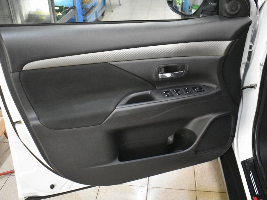 Mitsubishi Outlander III Рестайлинг 2 Мурманск  - изображение 5