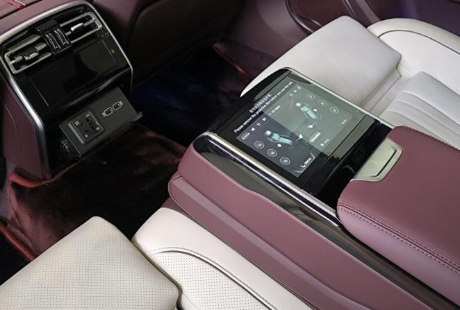 Новый Hongqi H9 I 2024 года, цена 5 880 000 рублей, седан, Автокод Объявления