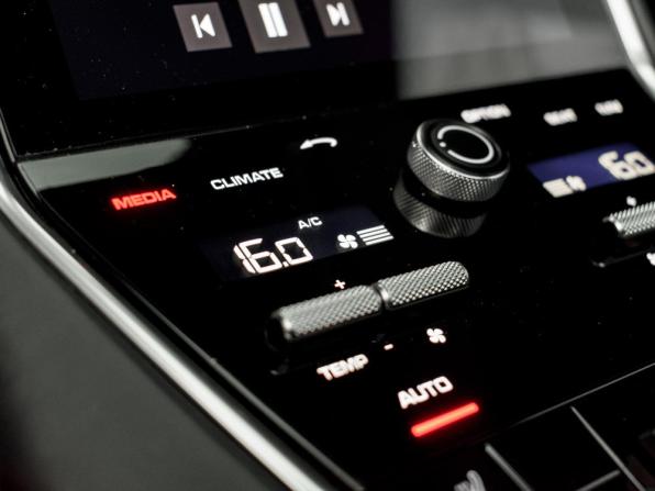 Porsche Panamera II с пробегом 2019 года, цена 8 890 000 рублей, 87118 км, лифтбек, Автокод Объявления