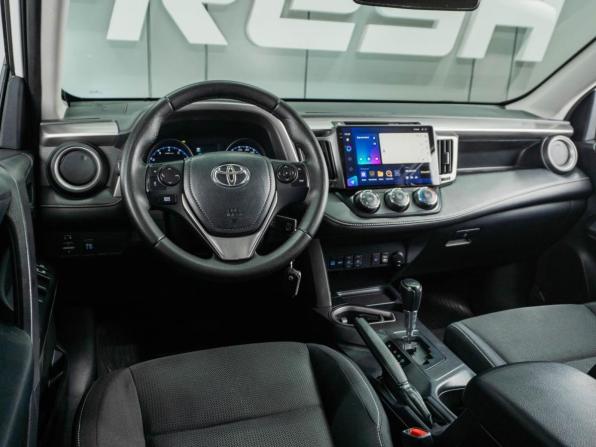 Toyota RAV4 IV (XA40) Рестайлинг с пробегом 2016 года, цена 2 039 854 рубля, 209953 км, внедорожник, Автокод Объявления