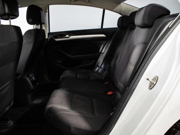 Volkswagen Passat B8 с пробегом 2017 года, цена 1 640 000 рублей, 99384 км, седан, Автокод Объявления