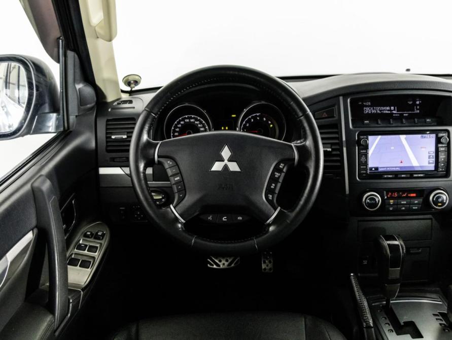 Mitsubishi Pajero IV Рестайлинг 1 Санкт-Петербург  - изображение 15