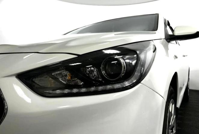 Hyundai Solaris II с пробегом 2018 года, цена 1 370 000 рублей, 148014 км, седан, Автокод Объявления