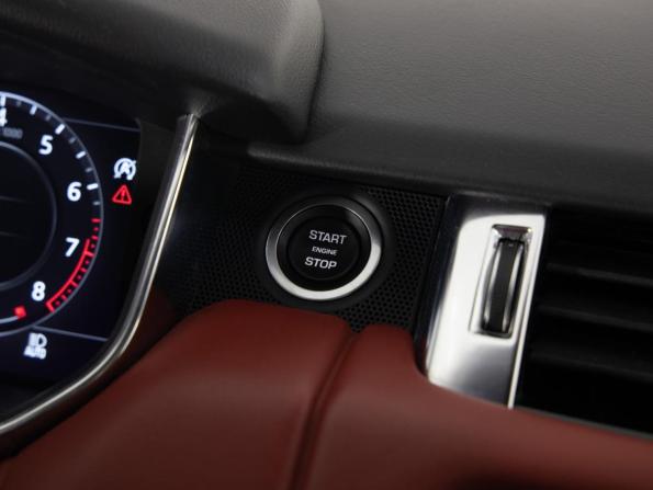 Land Rover Range Rover Sport II Рестайлинг с пробегом 2021 года, цена 5 249 000 рублей, 59557 км, внедорожник, Автокод Объявления