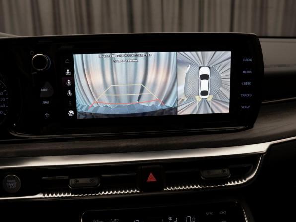 Kia K5 III с пробегом 2021 года, цена 2 770 000 рублей, 37093 км, седан, Автокод Объявления