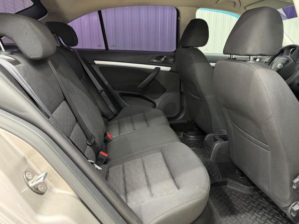 Skoda Octavia II (A5) Рестайлинг с пробегом 2011 года, цена 799 000 рублей, 216660 км, лифтбек, Автокод Объявления