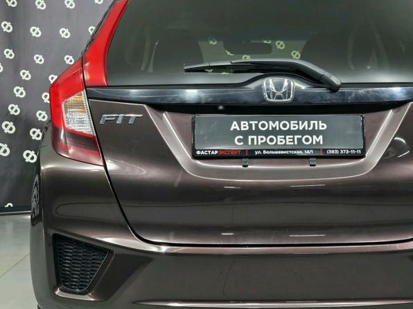 Honda Fit III с пробегом 2016 года, цена 979 000 рублей, 124850 км, хэтчбек, Автокод Объявления