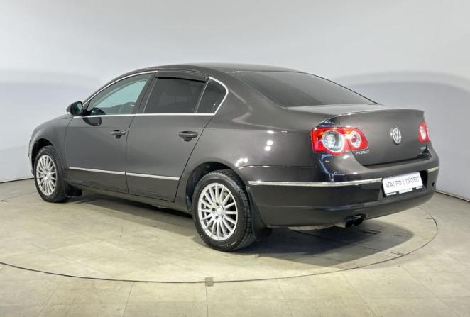 Volkswagen Passat B6 с пробегом 2006 года, цена 645 000 рублей, 242598 км, седан, Автокод Объявления