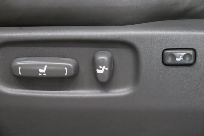Toyota Land Cruiser Prado 120 Series Рестайлинг с пробегом 2008 года, цена 1 895 950 рублей, 383592 км, внедорожник, Автокод Объявления