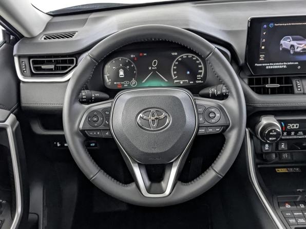 Toyota RAV4 V (XA50) с пробегом 2025 года, цена 4 389 000 рублей, 1042 км, внедорожник, Автокод Объявления