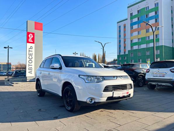 Mitsubishi Outlander III с пробегом 2012 года, цена 1 400 000 рублей, 180679 км, внедорожник, Автокод Объявления