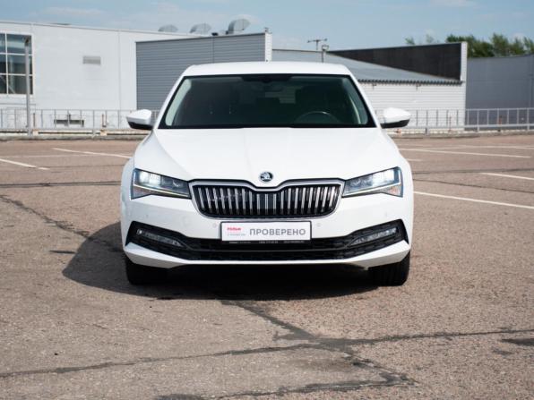 Skoda Superb III Рестайлинг с пробегом 2021 года, цена 2 698 000 рублей, 106000 км, лифтбек, Автокод Объявления