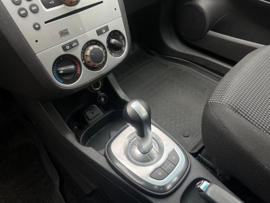 Opel Corsa D Рестайлинг II Санкт-Петербург  - изображение 11