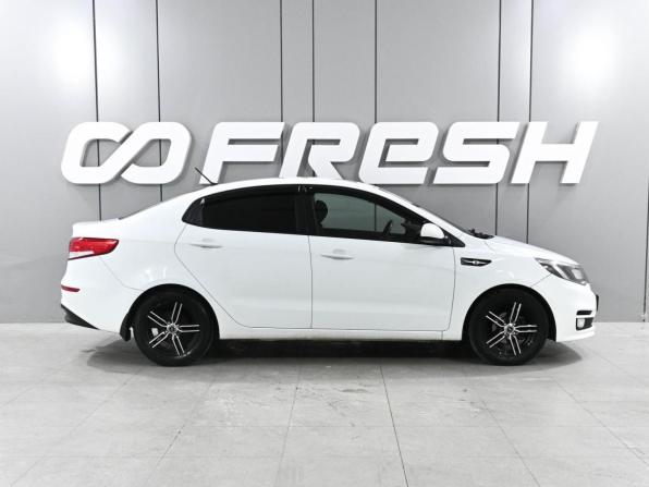 Kia Rio III Рестайлинг с пробегом 2016 года, цена 939 000 рублей, 173742 км, седан, Автокод Объявления