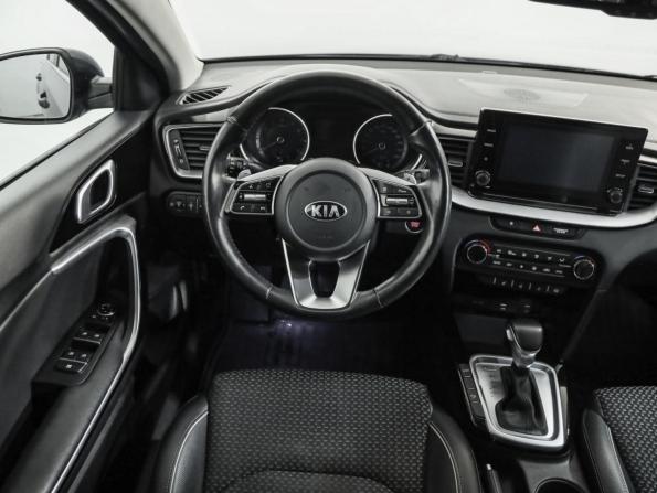 Kia Ceed III с пробегом 2020 года, цена 1 899 000 рублей, 90967 км, хэтчбек, Автокод Объявления