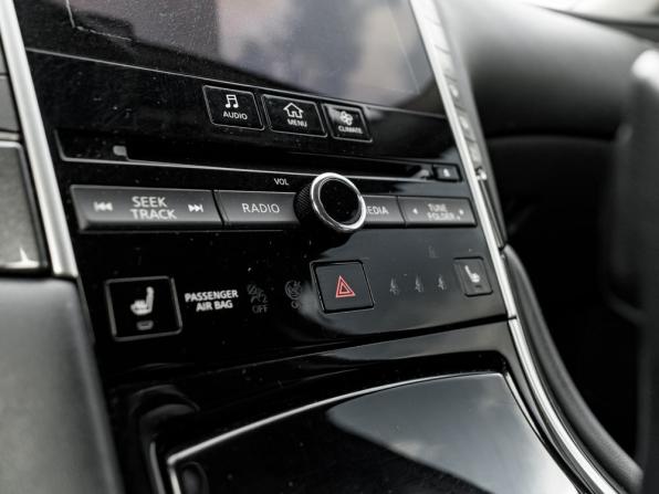 Infiniti Q50 I с пробегом 2015 года, цена 1 975 000 рублей, 114702 км, седан, Автокод Объявления