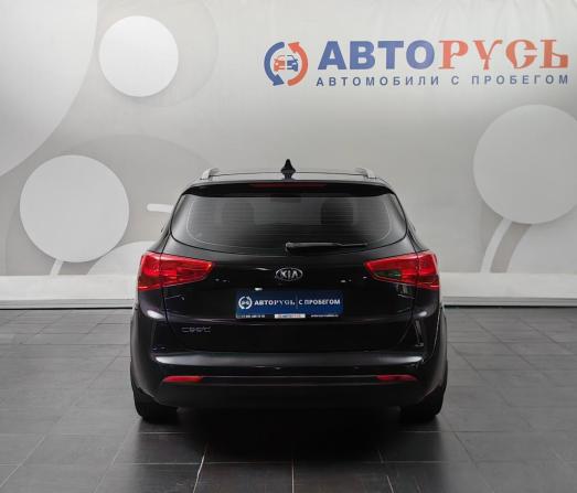 Kia Ceed II Рестайлинг с пробегом 2017 года, цена 1 144 000 рублей, 175600 км, универсал, Автокод Объявления