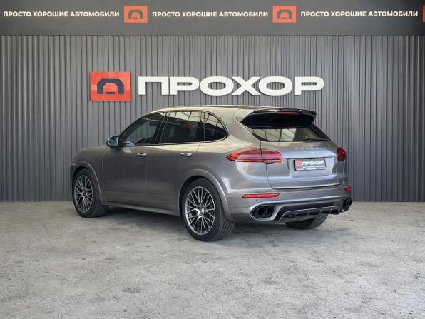Porsche Cayenne II (958) с пробегом 2012 года, цена 2 347 000 рублей, 219948 км, внедорожник, Автокод Объявления