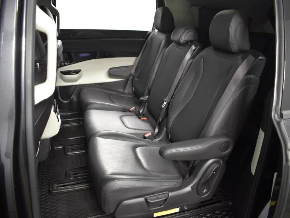 Kia Carnival IV с пробегом 2021 года, цена 4 159 900 рублей, 38177 км, минивэн, Автокод Объявления