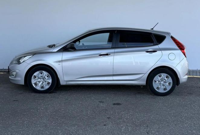 Hyundai Solaris I с пробегом 2014 года, цена 895 000 рублей, 131431 км, хэтчбек, Автокод Объявления