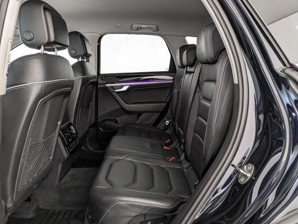 Volkswagen Touareg III с пробегом 2018 года, цена 5 650 000 рублей, 106505 км, внедорожник, Автокод Объявления