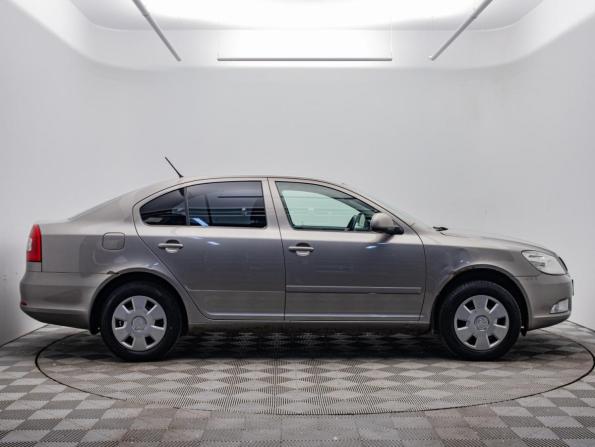 Skoda Octavia II (A5) Рестайлинг с пробегом 2013 года, цена 707 000 рублей, 206167 км, лифтбек, Автокод Объявления