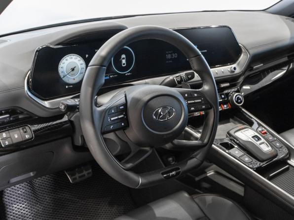 Hyundai Lafesta I Рестайлинг с пробегом 2023 года, цена 2 584 400 рублей, 47100 км, седан, Автокод Объявления