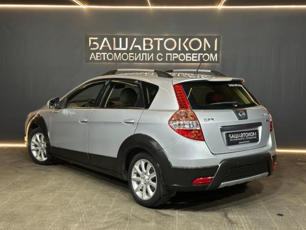 Dongfeng H30 Cross с пробегом 2015 года, цена 530 000 рублей, 106895 км, хэтчбек, Автокод Объявления