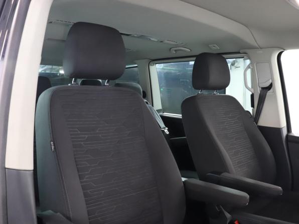 Volkswagen Multivan T6 Рестайлинг с пробегом 2020 года, цена 4 699 000 рублей, 123000 км, минивэн, Автокод Объявления