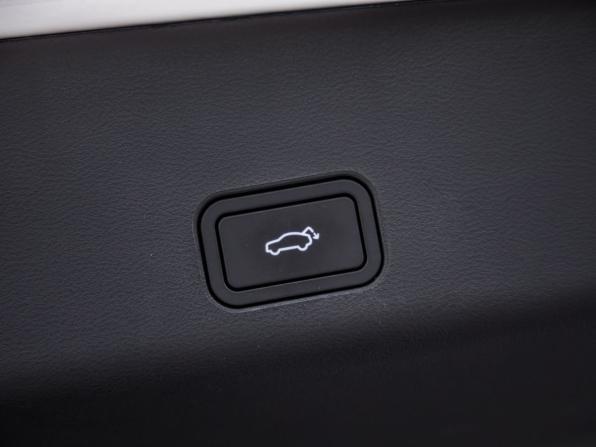 Geely Monjaro I с пробегом 2024 года, цена 4 098 000 рублей, 13055 км, внедорожник, Автокод Объявления