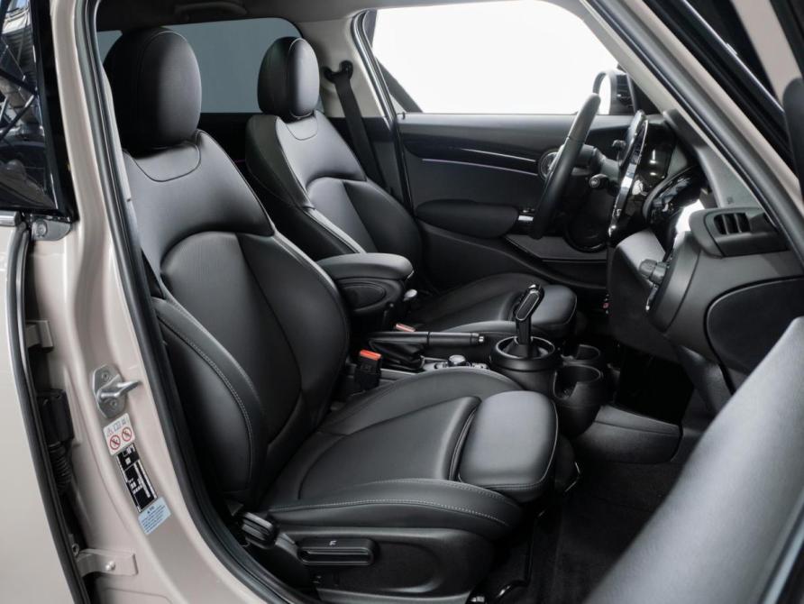 Mini Hatch III (F55/F56) Рестайлинг 2 Тюмень  - изображение 14