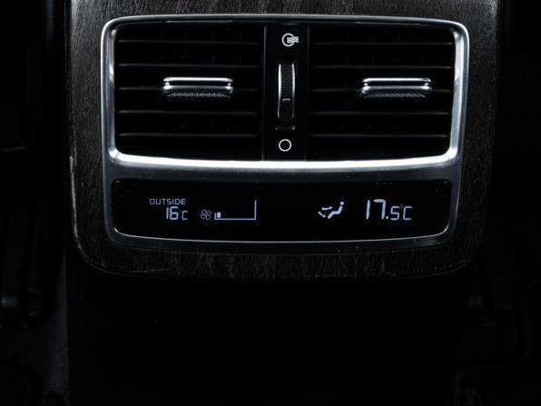 Kia K900 II с пробегом 2019 года, цена 2 625 000 рублей, 164072 км, седан, Автокод Объявления