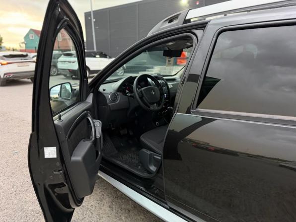 Renault Duster I Рестайлинг с пробегом 2015 года, цена 1 350 000 рублей, 100000 км, внедорожник, Автокод Объявления