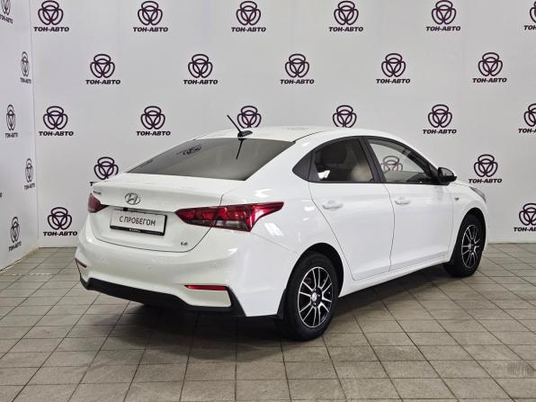 Hyundai Solaris II с пробегом 2019 года, цена 1 365 000 рублей, 87599 км, седан, Автокод Объявления