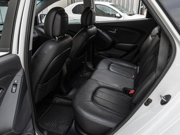 Hyundai ix35 I Рестайлинг с пробегом 2015 года, цена 1 690 000 рублей, 102162 км, внедорожник, Автокод Объявления
