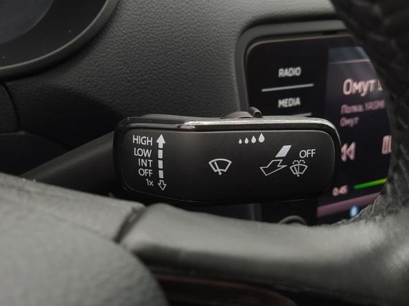 Skoda Octavia III (A7) Рестайлинг с пробегом 2018 года, цена 1 640 000 рублей, 129477 км, лифтбек, Автокод Объявления