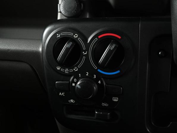 Nissan NV100 Clipper III с пробегом 2018 года, цена 648 070 рублей, 125693 км, микровэн, Автокод Объявления