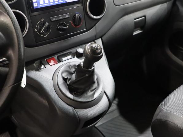 Peugeot Partner II Рестайлинг 2 с пробегом 2021 года, цена 1 290 000 рублей, 111650 км, минивэн, Автокод Объявления