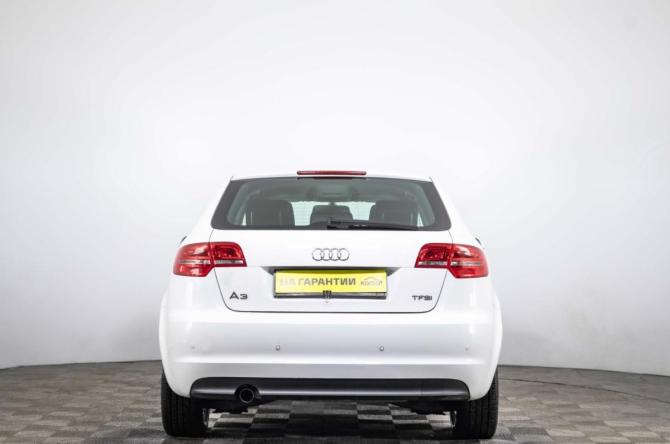 Audi A3 II (8P) Рестайлинг 2 с пробегом 2013 года, цена 1 299 000 рублей, 77000 км, хэтчбек, Автокод Объявления