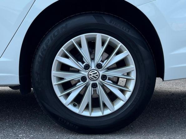 Volkswagen Jetta VII с пробегом 2019 года, цена 1 678 500 рублей, 104184 км, седан, Автокод Объявления