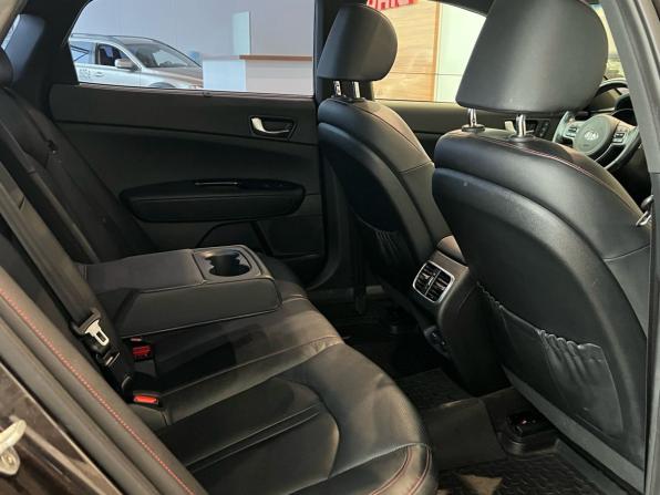 Kia Optima IV с пробегом 2016 года, цена 1 999 000 рублей, 99500 км, седан, Автокод Объявления
