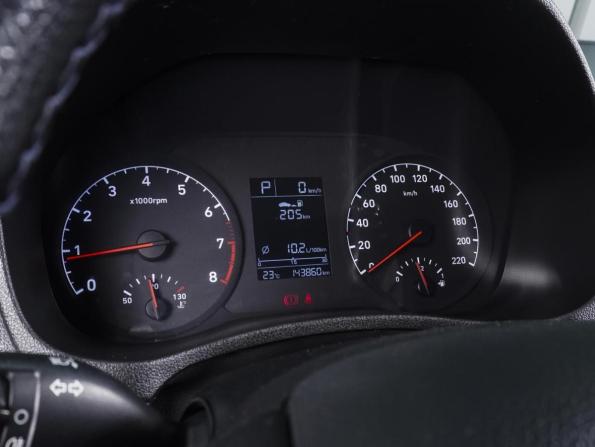 Hyundai Solaris II с пробегом 2018 года, цена 1 419 000 рублей, 143860 км, седан, Автокод Объявления