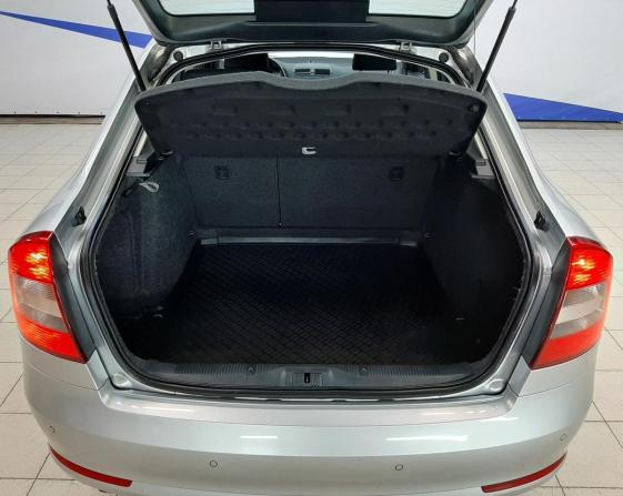 Skoda Octavia II (A5) Рестайлинг с пробегом 2013 года, цена 689 000 рублей, 207521 км, лифтбек, Автокод Объявления