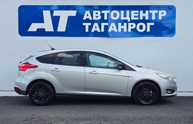 Ford Focus III Рестайлинг с пробегом 2019 года, цена 1 370 000 рублей, 111000 км, хэтчбек, Автокод Объявления