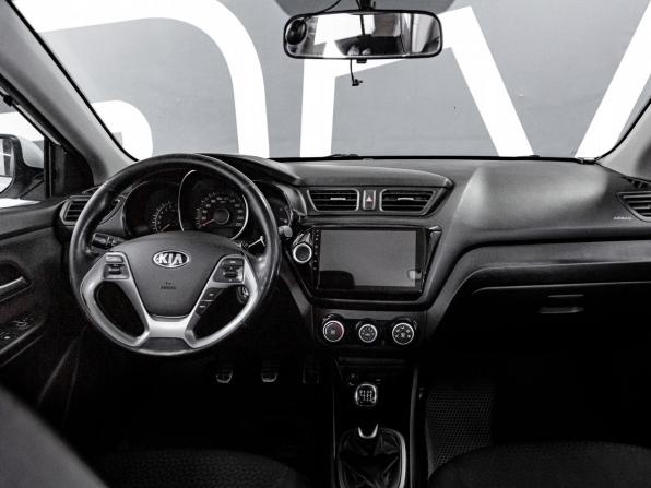 Kia Rio III Рестайлинг с пробегом 2015 года, цена 1 049 900 рублей, 142250 км, седан, Автокод Объявления