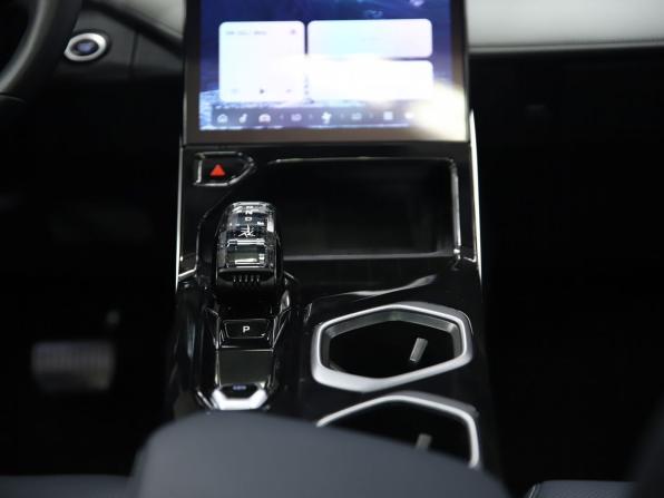 Geely Atlas II с пробегом 2024 года, цена 2 890 000 рублей, 19309 км, внедорожник, Автокод Объявления