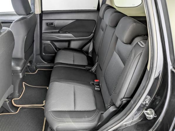 Mitsubishi Outlander III Рестайлинг 3 с пробегом 2018 года, цена 1 950 000 рублей, 99853 км, внедорожник, Автокод Объявления