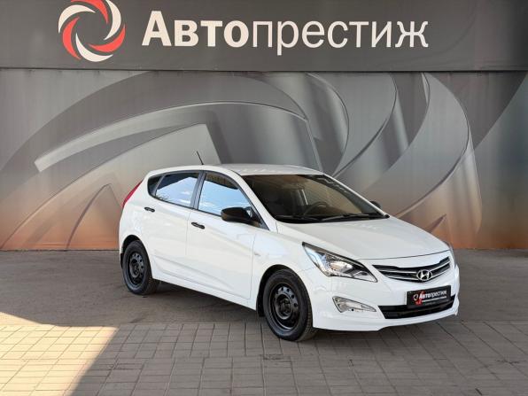Hyundai Solaris I Рестайлинг с пробегом 2015 года, цена 1 039 000 рублей, 154666 км, хэтчбек, Автокод Объявления